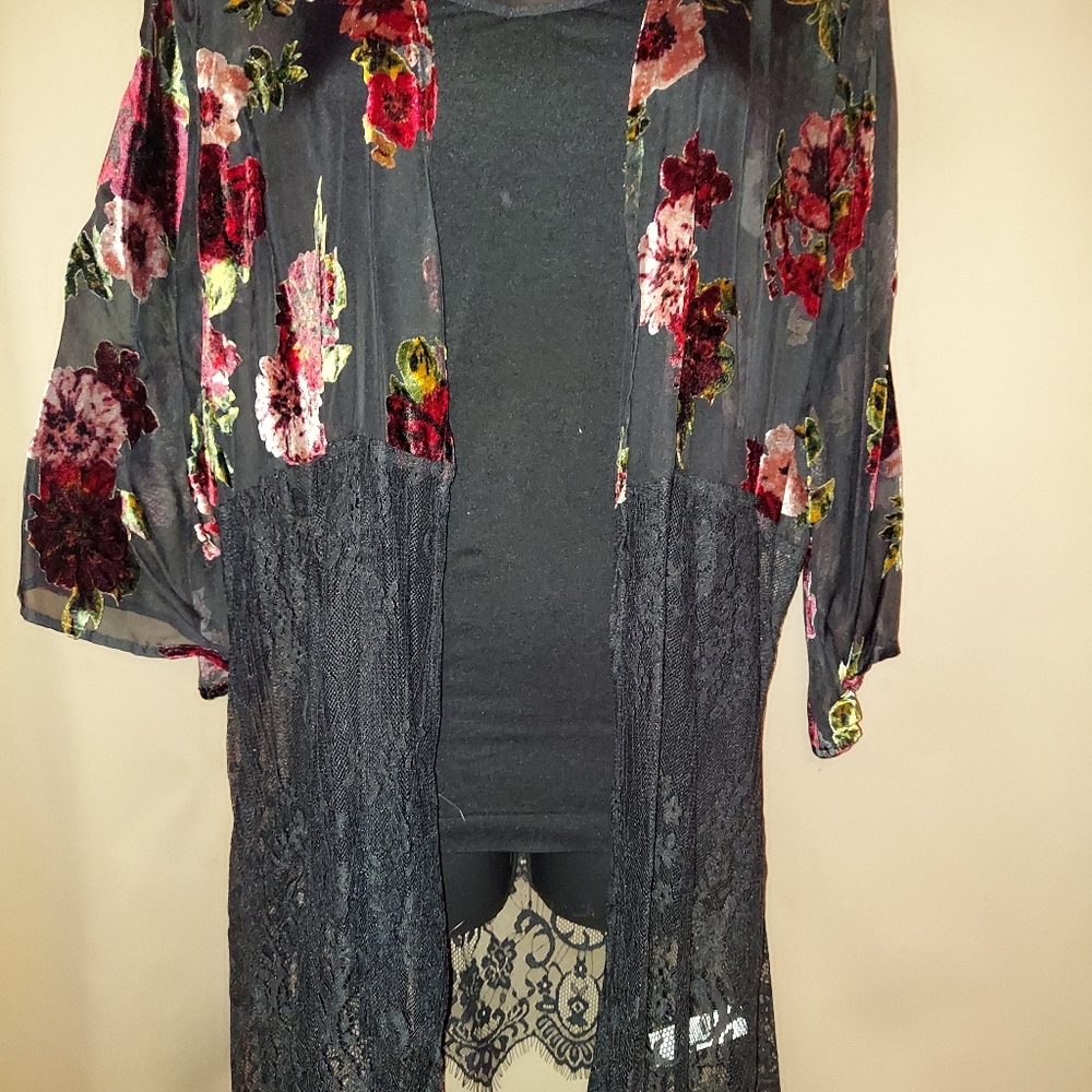 Maurices black and roses blouse shrug